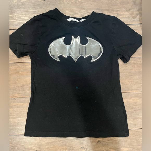 Batman T-shirt H&M  4-6 years - Picture 1 of 2